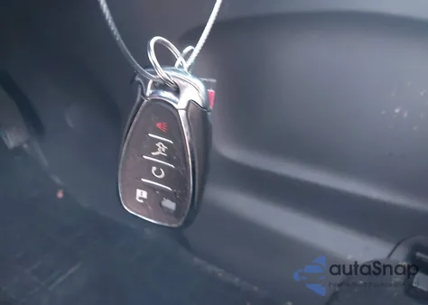 2019 Chevrolet Equinox Premier z USA, uszkodzony, nr VIN 3GNAXPEX2KS535929